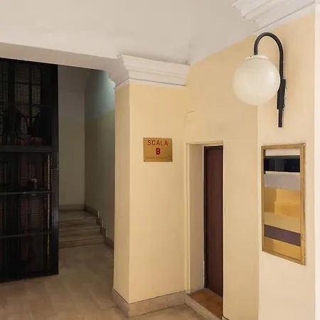 Charme E Lusso A San Pietro Apartment