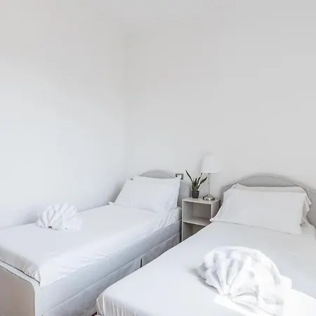 Apartment Charme E Lusso A San Pietro