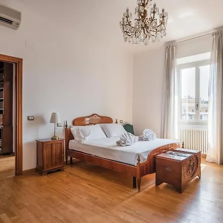 דירה Charme E Lusso A San Pietro רומא